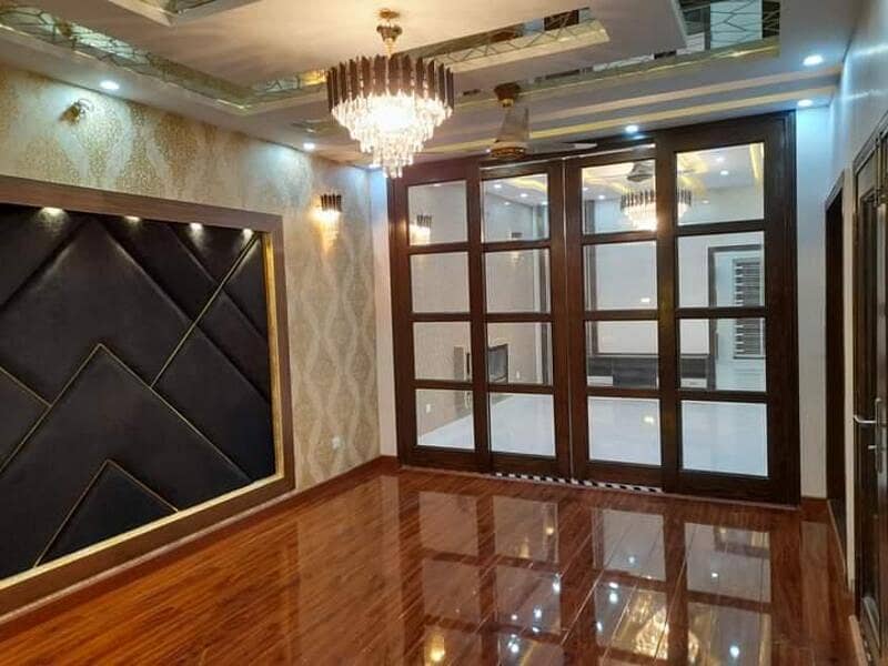 10 Marla Brand New House for Rent In Bahria Town - Jasmine Block Canal Road Lahore 2