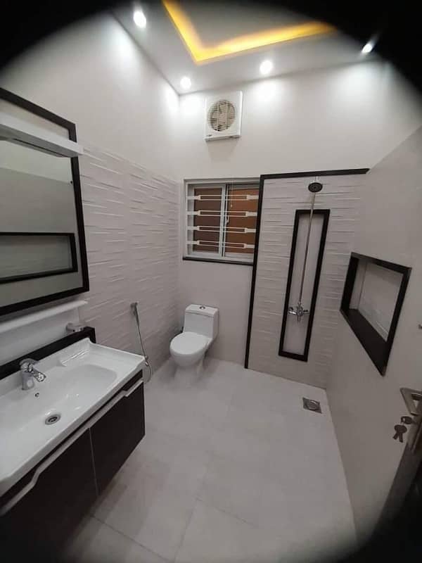 10 Marla Brand New House for Rent In Bahria Town - Jasmine Block Canal Road Lahore 13