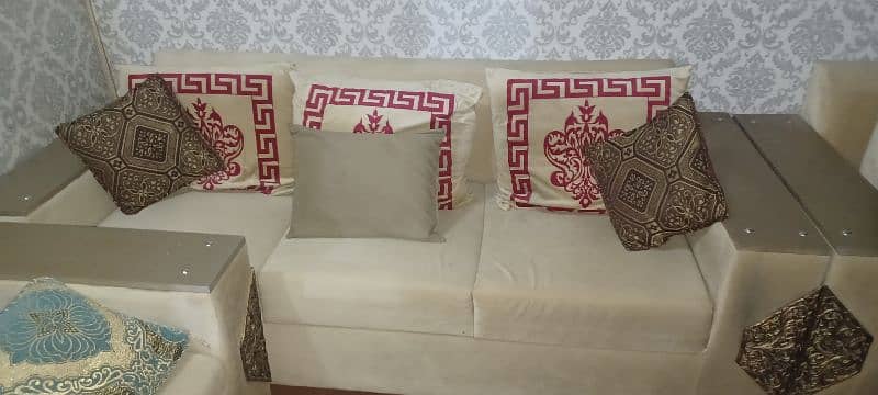 sofa set new condition 0