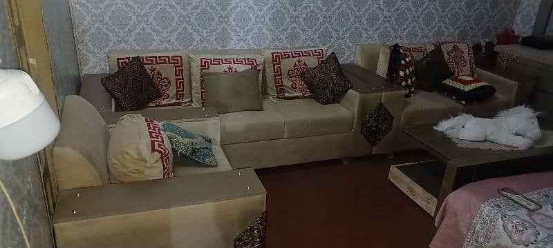 sofa set new condition 3