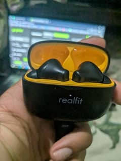 realfit  F3 with box 3 days used