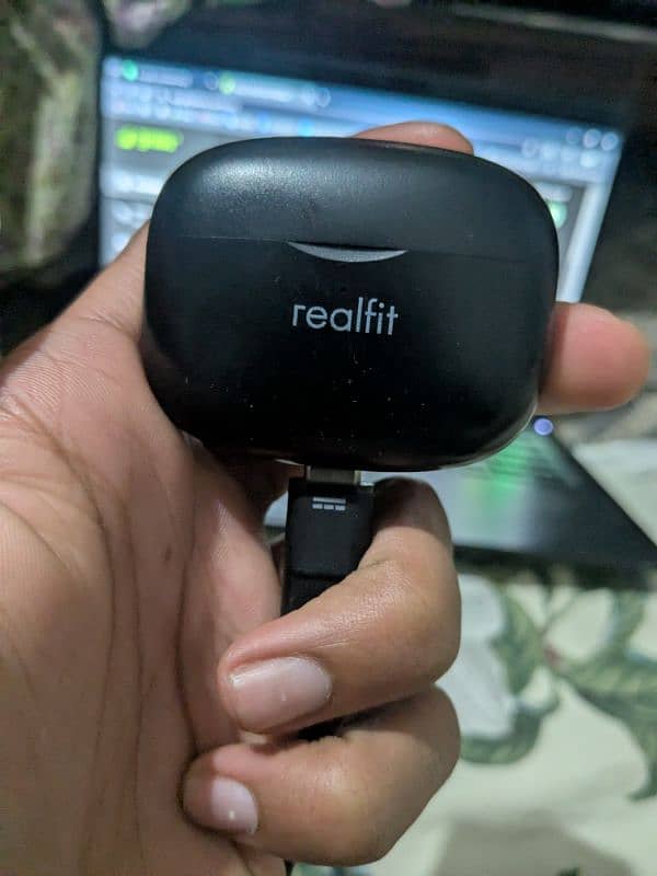 realfit  F3 with box 3 days used 1