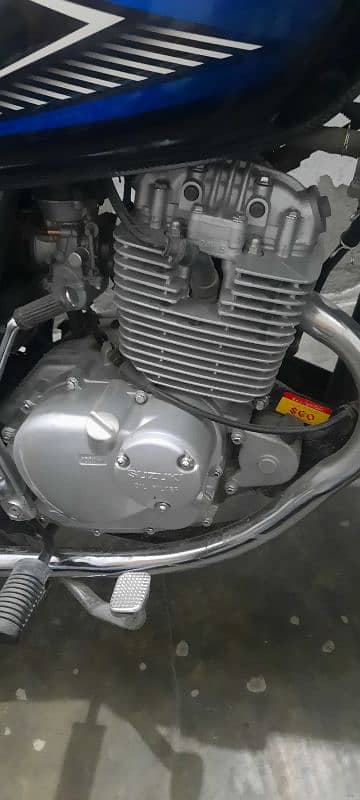 Suzuki GS 150 bike used like new 1