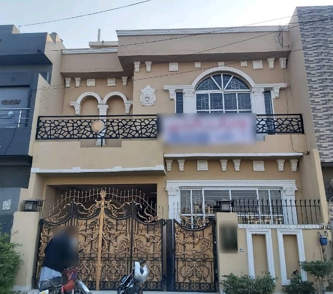 5 Marla House In Formanites Housing Scheme For Sale At Good Location 0