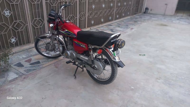 urgent for sale Honda 125 10 by 10 All condation good 2