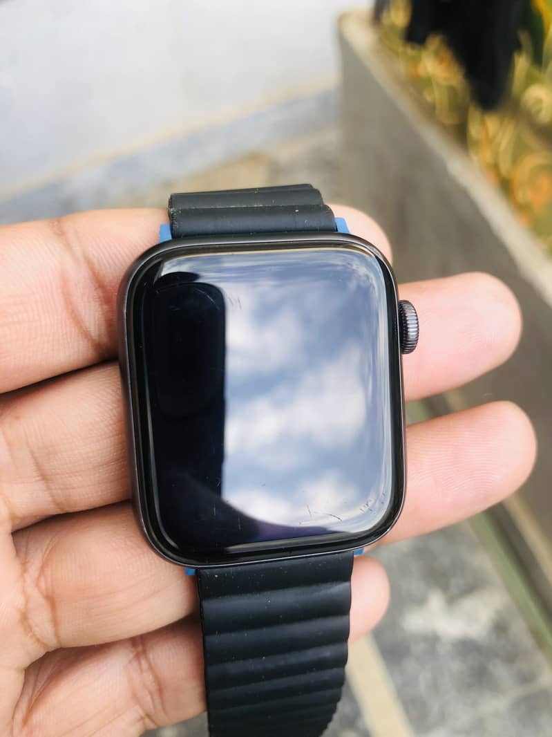 Apple watch series 5 3