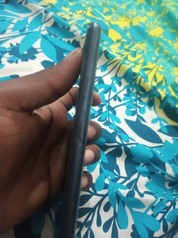 Redmi 9 for sale. home use mobile. 1