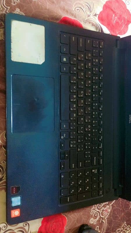 Urgent sell Laptop 28000 - Dell i5 6th Generation 1