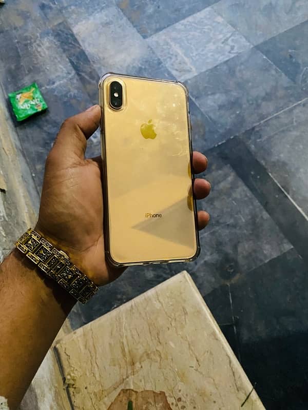 iphone xs max 1