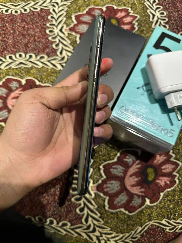 Oppo Reno 5 10/9 condition 3