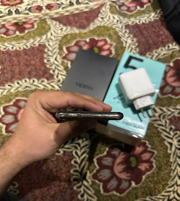 Oppo Reno 5 10/9 condition 4