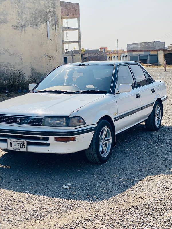 Toyota Corolla SE Limited 5