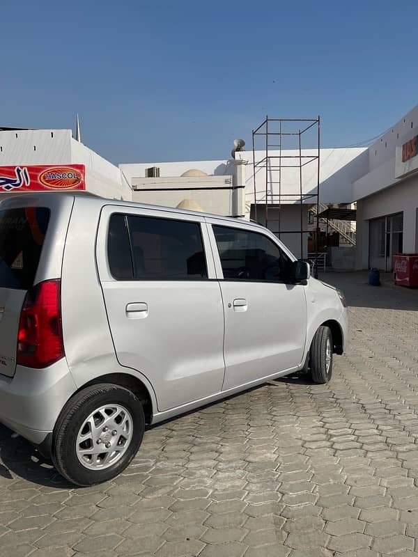 Suzuki Wagon R 2018 6