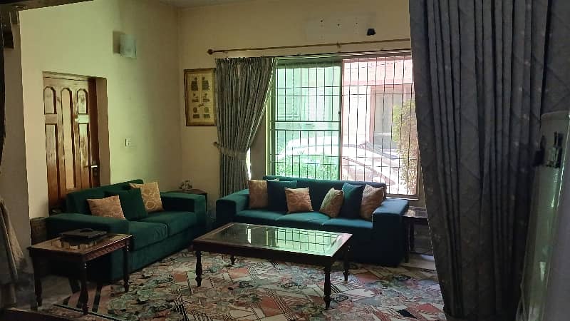 1KANAL HOUSE AVAILABLE FOR SALE IN MODEL TOWN BLOCK K LAHORE 4