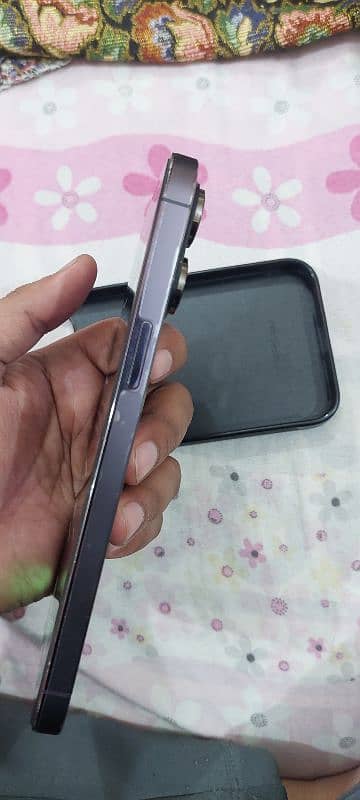 Iphone 14 promax Non PTA 4