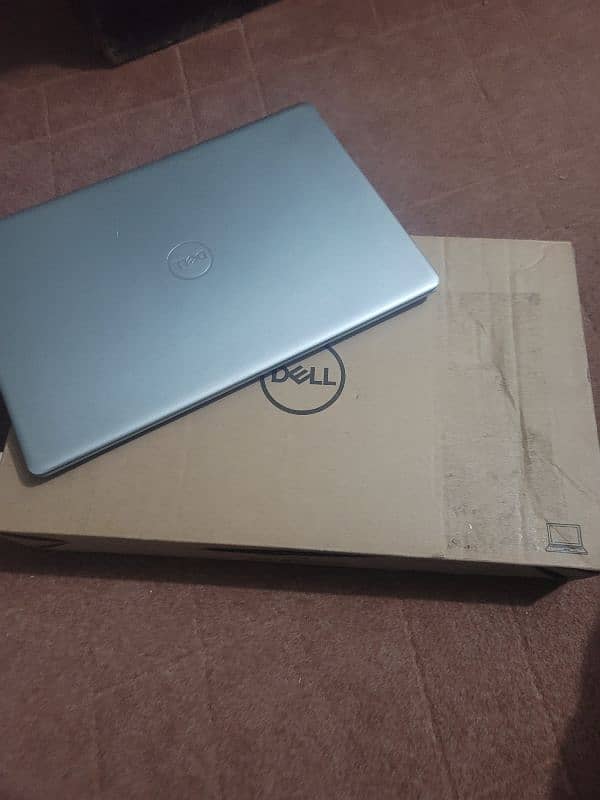 Dell core i5 11th Gen 8 GB 512 GB SSD 7