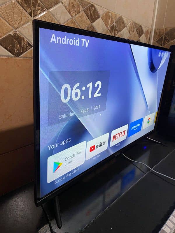 32 inch smart lcd 1