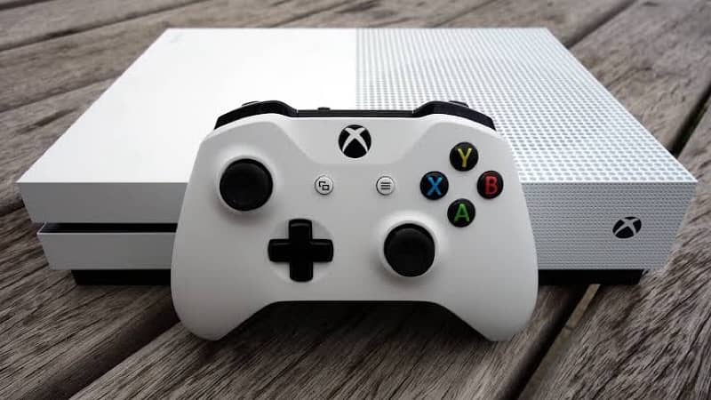 XBox One S 2