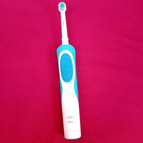 Oral B electric toothbrush Made in Germany 3