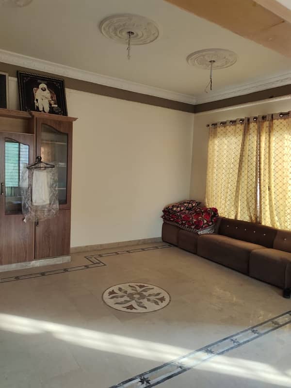 2 KANAL BEAUTIFUL HOUSE AVAILABLE FOR RENT IN VALANCIA HOUSING SOCIETY 15