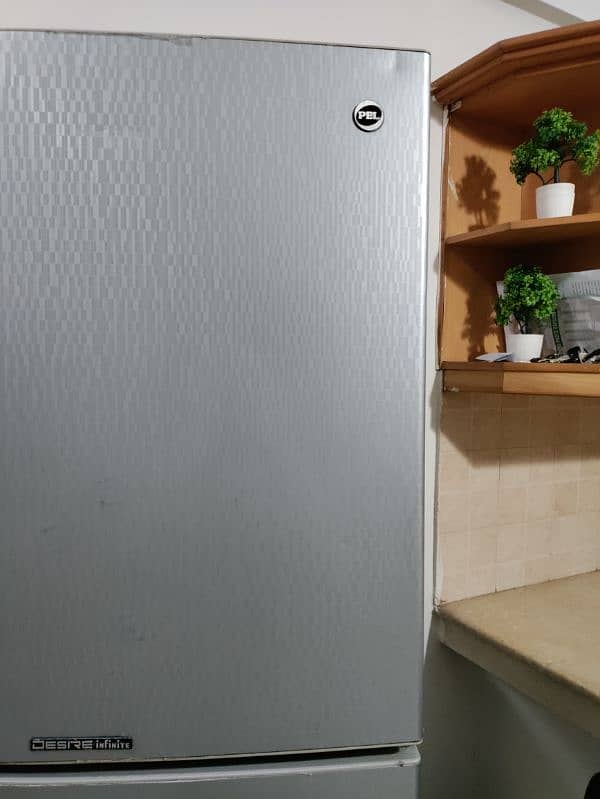 PEL Refrigerator Single Door (Freezer & Fridge) 2