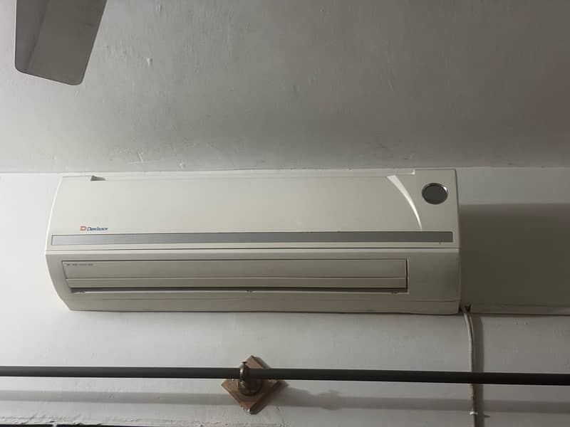 2 Dawlance non invertor split Ac 1.5ton 1