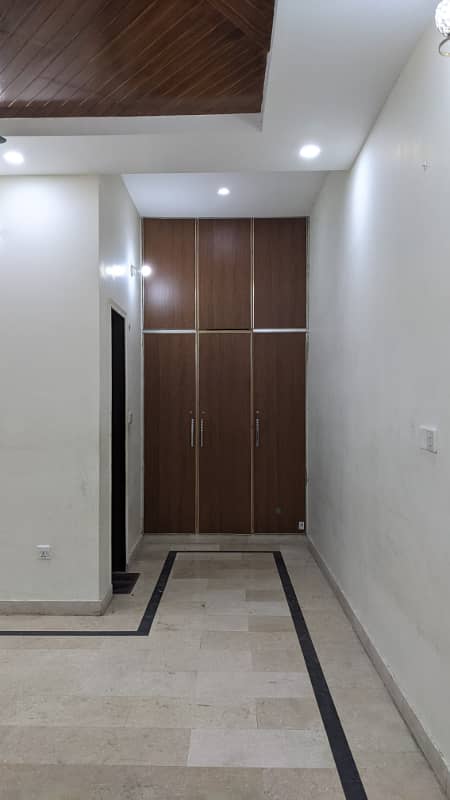 1 KANAL BEAUTIFUL HOUSE AVAILABLE FOR RENT IN IQBAL AVENUE PHASE 1 14