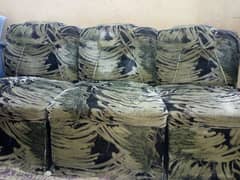 6 seaters sofa set in good condition only 8000