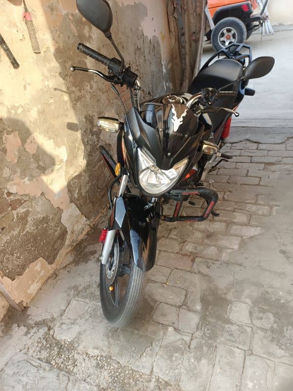 Honda CB 150F 2022 Mdl Fresh Condition 1