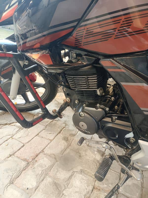 Honda CB 150F 2022 Mdl Fresh Condition 5