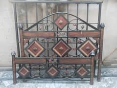 Iron Bed of King size in very Economic price