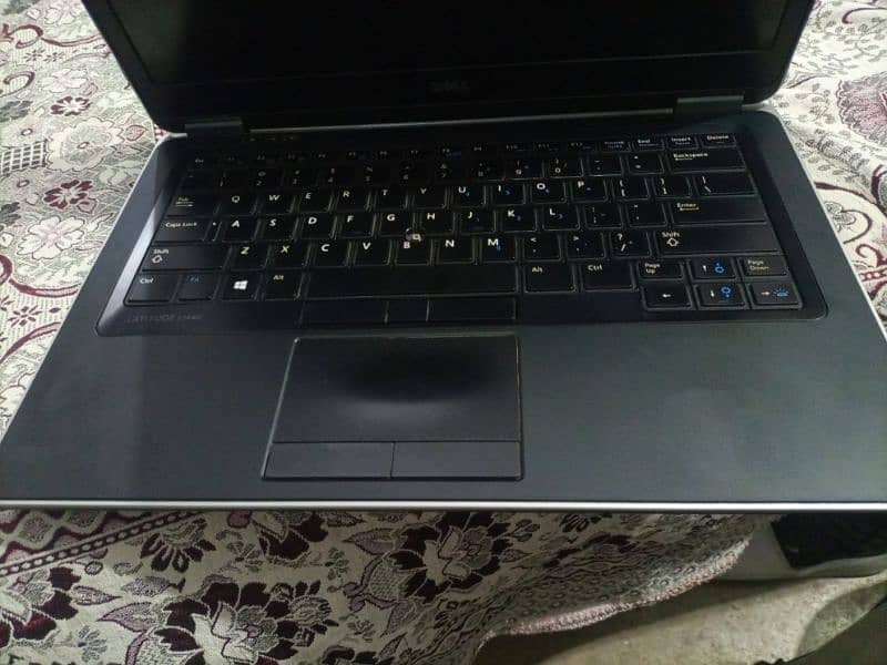 Dell latitude E7440 i5 4 gen 3