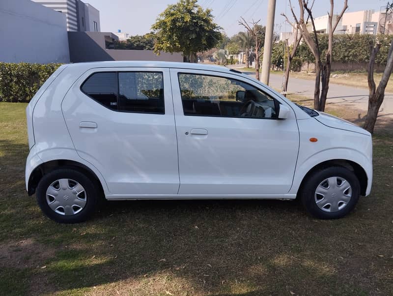 Suzuki Alto VXL AGS 2022 4