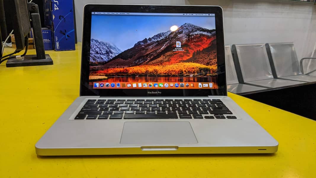 Macbook PRO 2011 LATE For Sale,Best Price Whatsapp 03162234697 0