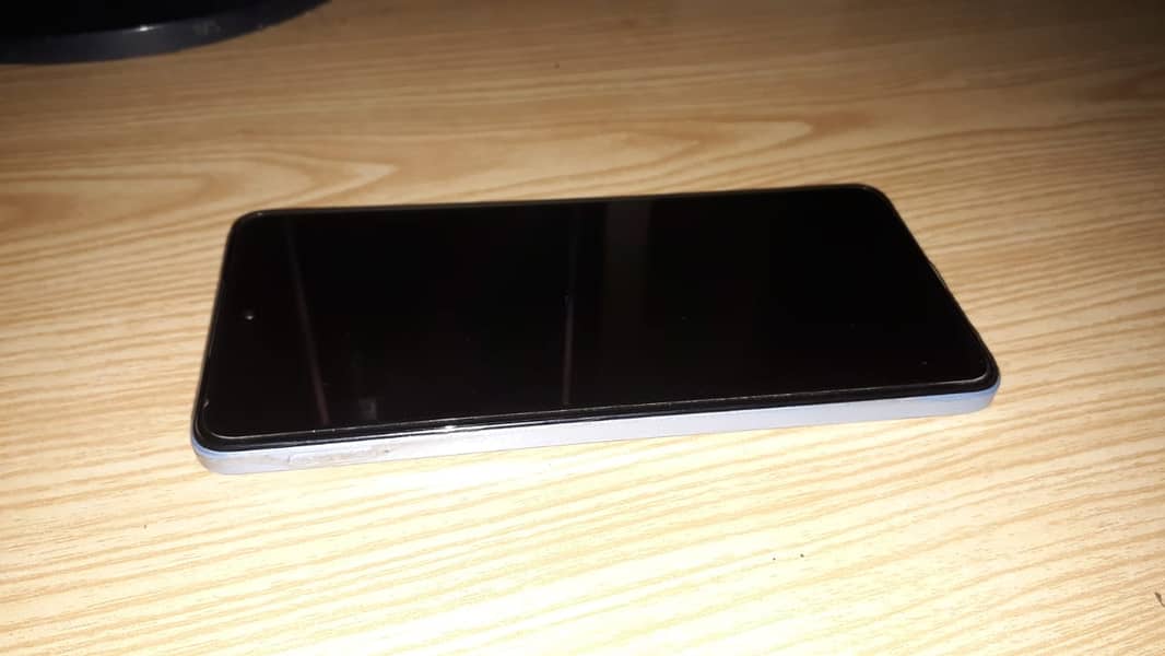 oppo a60 10/10 condition 8