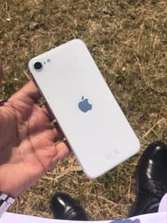 iphone SE 64 gb