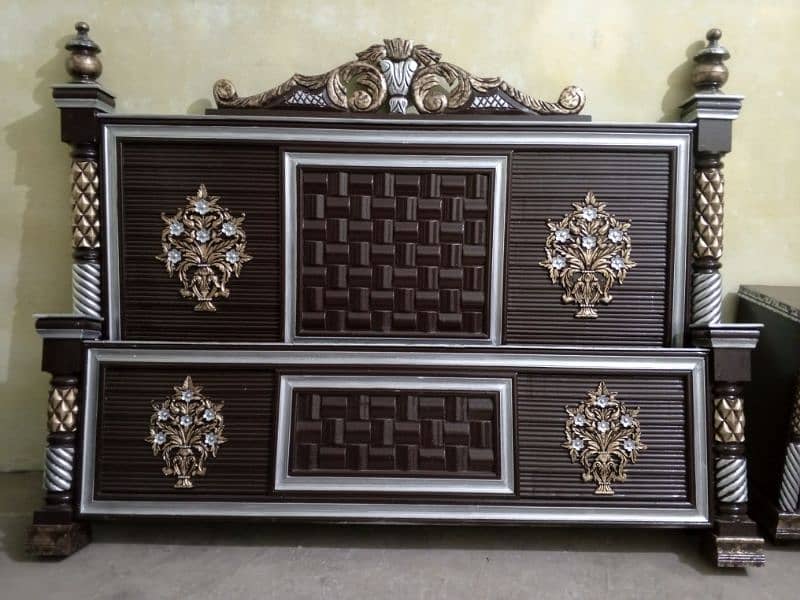 beautiful complete jahaz bed set solid wooden for sale in Lahore 8