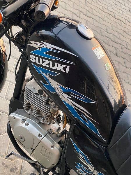 Suzuki GS SE 150cc 4