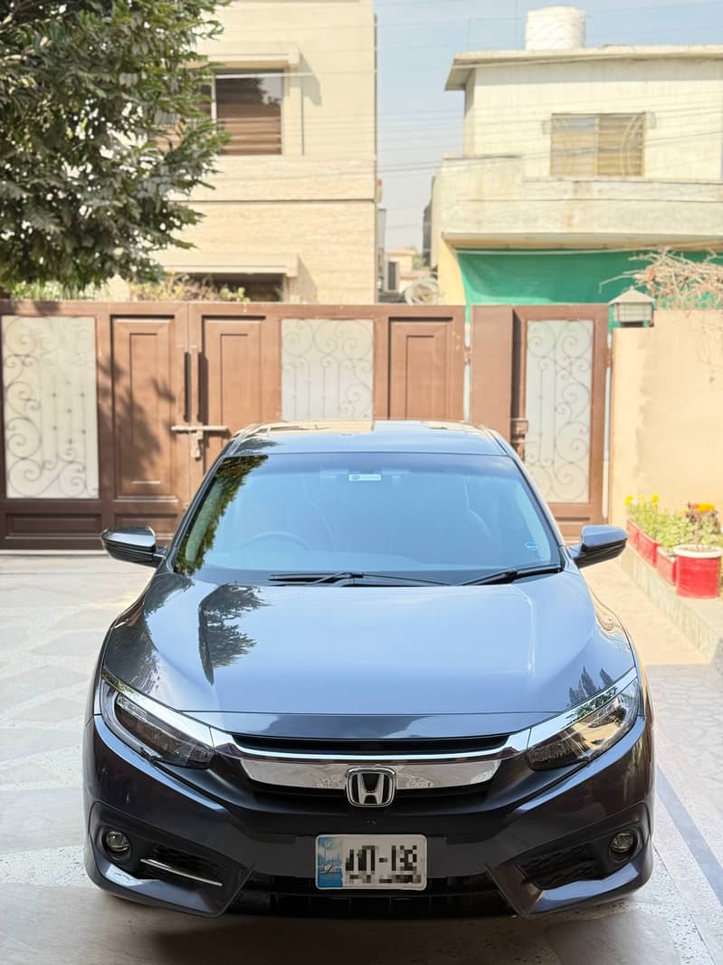 Honda Civic Oriel 1.8 i-VTEC CVT 2021 1