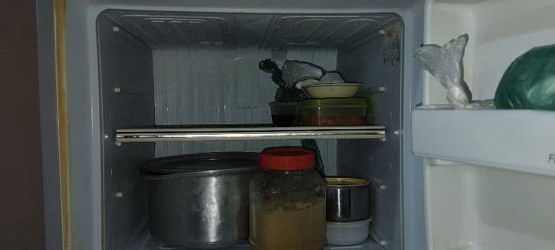 Dawlance refrigerator 4