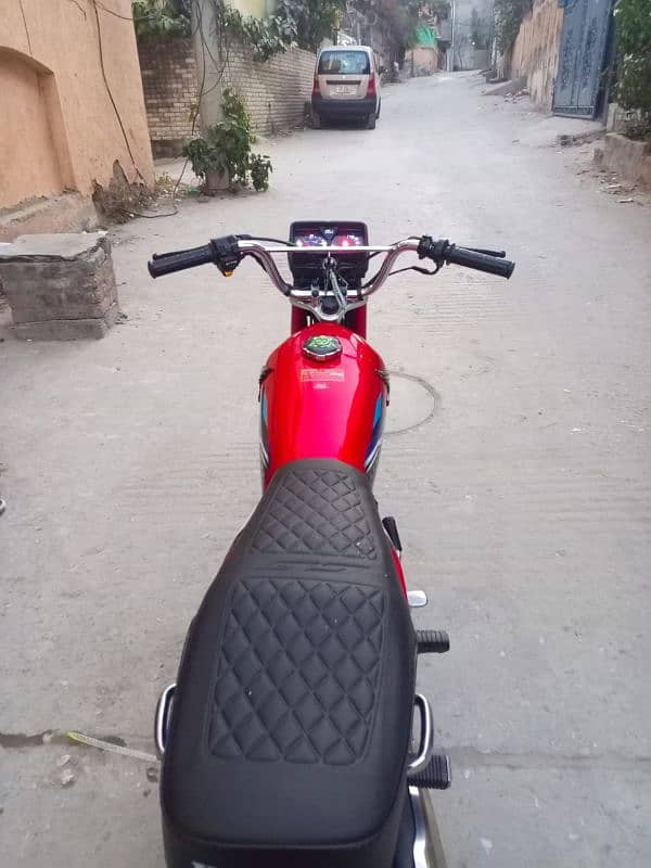 Honda 125 /Original black colour 6