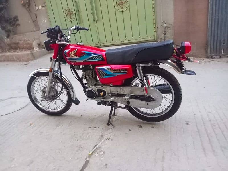 Honda 125 /Original black colour 7