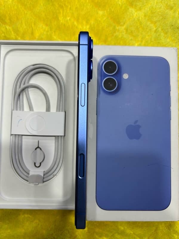 16 puls 128gb non pta blue colour 3