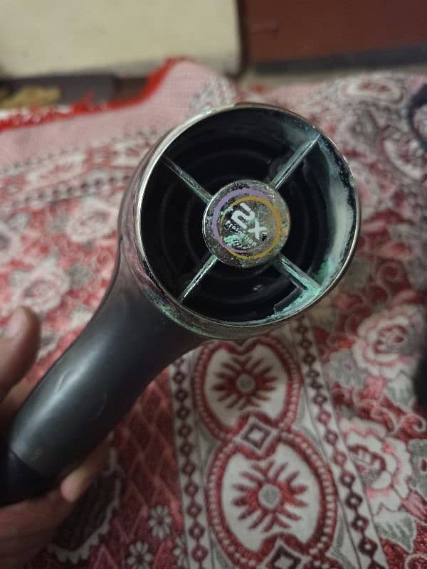 hair dryer slight issue 5