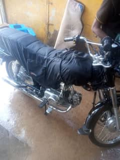 Unique 2019 model Bilkul Sheesha bike h koi