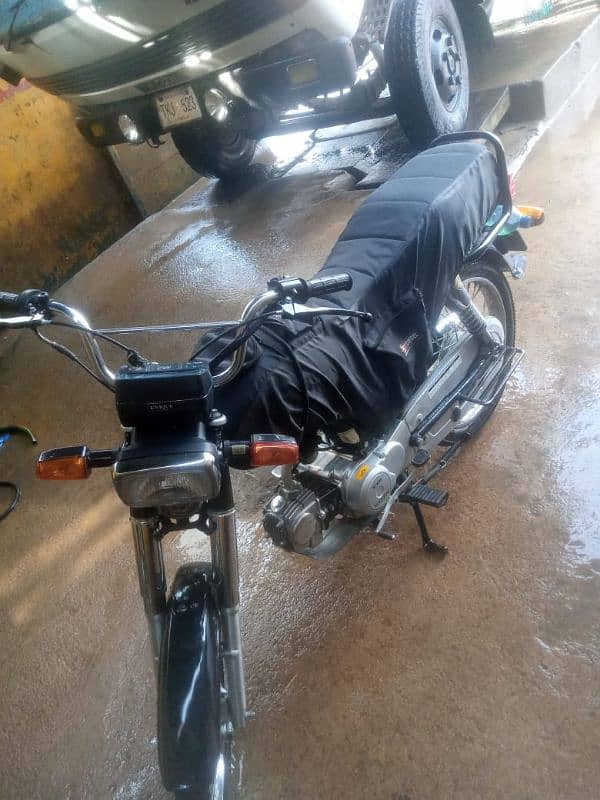 Unique 2019 model Bilkul Sheesha bike ha 3