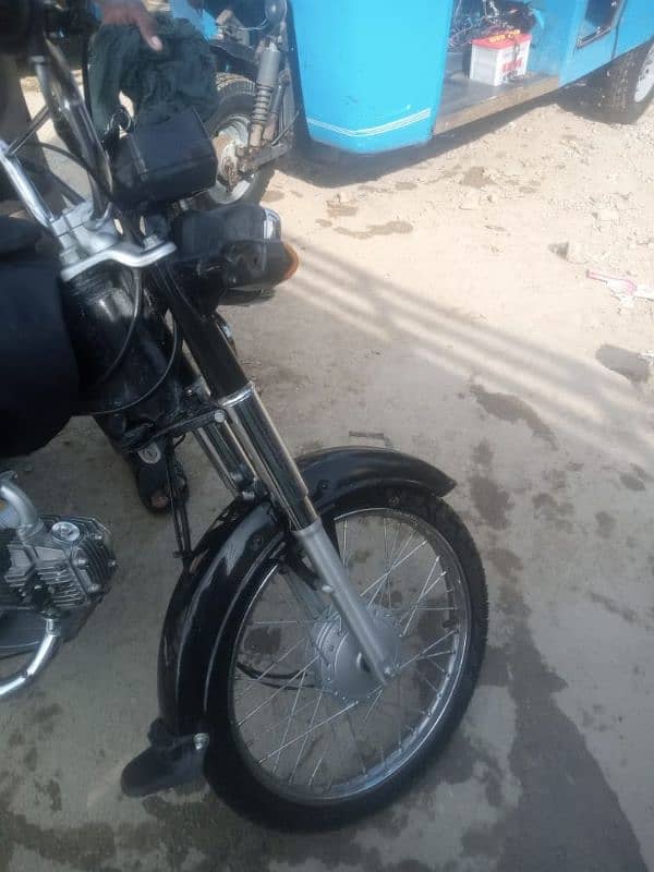 Unique 2019 model Bilkul Sheesha bike ha 7