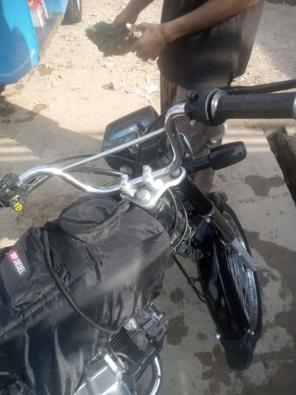 Unique 2019 model Bilkul Sheesha bike ha 11