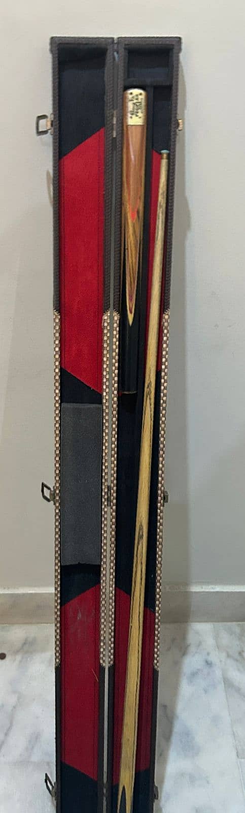 Snooker CUE in Mint Condition Contact#03343234392 0