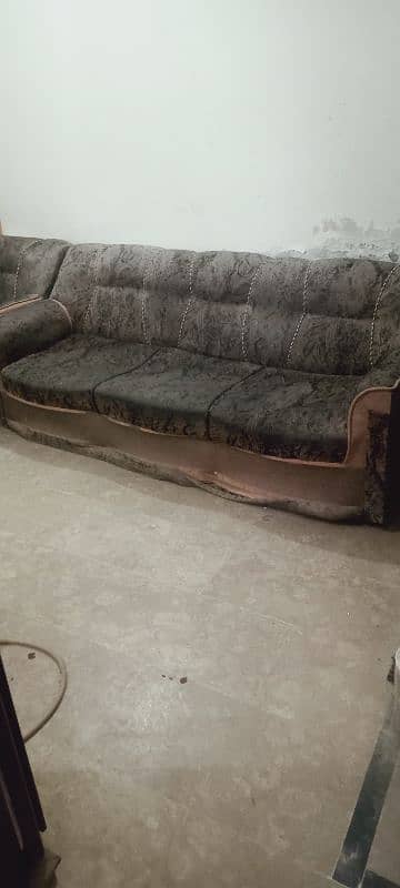 5 seater sofa 0